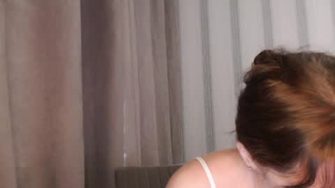       online show from April 15, 2026, 7:15 am