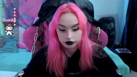 Nancy online show from February 3, 2025, 7:42 pm