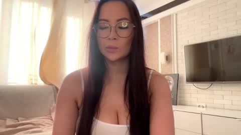 Karen online show from March 5, 2026, 12:12 pm