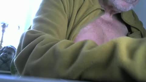 Snapshot of pinguin701 chatting on February 11, 2026, 3:28 pm pinguin701 online show from February 11, 2026, 3:28 pm