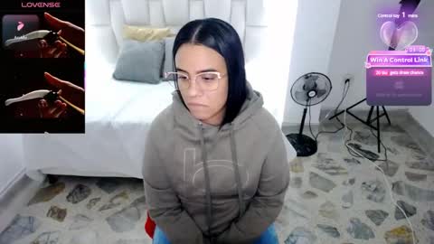 tiffany online show from February 28, 2025, 9:33 pm