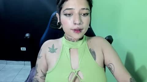 Snapshot of pink_dustt chatting on December 4, 2024, 7:39 am weedcandy ig y twitter xpink dustt online show from December 4, 2024, 7:39 am