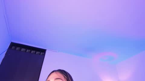 KELLY  online show from September 27, 2025, 2:05 am