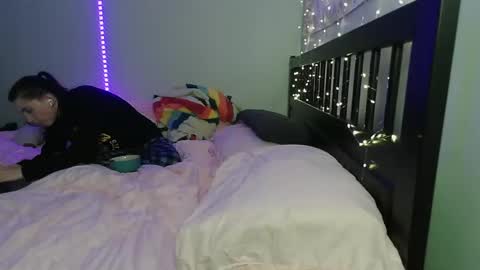 Snapshot of pink_tv chatting on October 24, 2025, 1:35 am pink_tv online show from October 24, 2025, 1:35 am