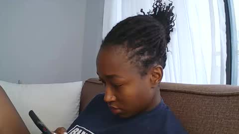 PinkyAura online show from January 8, 2026, 8:05 am