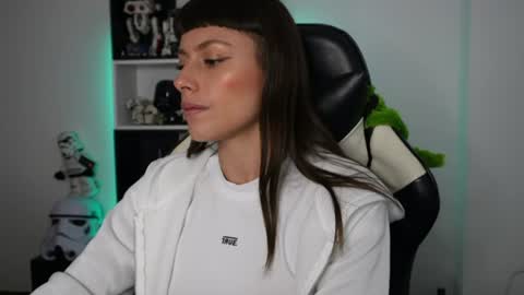 Emily online show from July 19, 2026, 5:05 pm