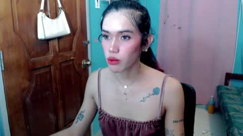Cherry online show from June 19, 2026, 4:39 am