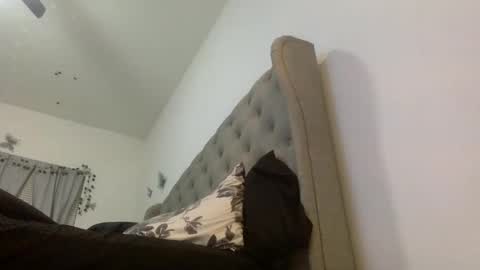 pinksugar online show from October 31, 2025, 9:32 am