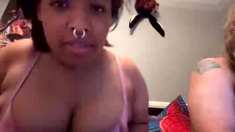 Snapshot of pinkpuppypaws chatting on October 31, 2025, 6:25 am pinkpuppypaws online show from October 31, 2025, 6:25 am