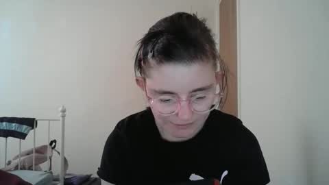 Snapshot of pinkwife97 chatting on September 23, 2025, 12:08 pm pinkwife97 online show from September 23, 2025, 12:08 pm