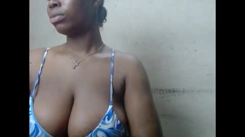 pinkxsugar online show from September 26, 2025, 9:02 am