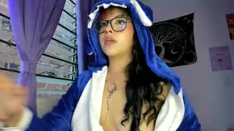 Snapshot of pinky_promiseex chatting on September 21, 2025, 10:55 pm pinky_promiseex online show from September 21, 2025, 10:55 pm