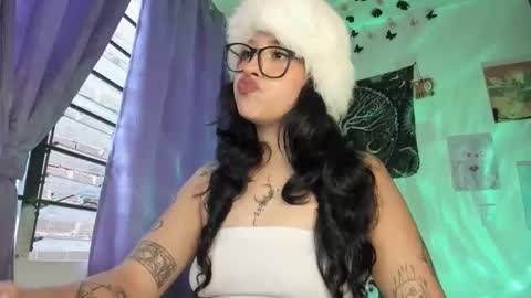 pinky_promiseex online show from February 17, 2026, 11:00 pm