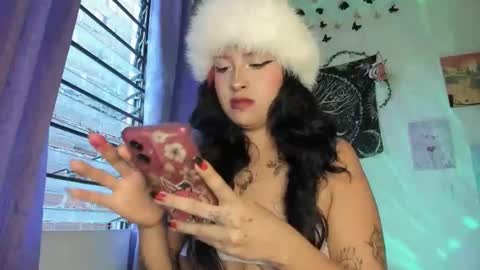 pinky_promiseex online show from April 12, 2026, 10:59 pm