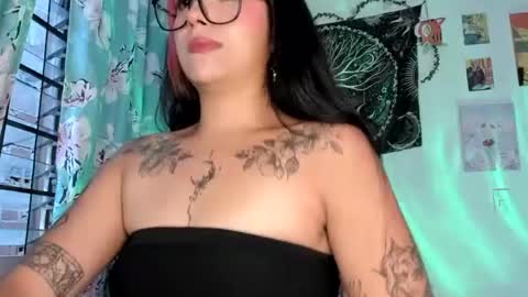 Snapshot of pinky_promiseex chatting on June 25, 2026, 11:20 pm pinky_promiseex online show from June 25, 2026, 11:20 pm