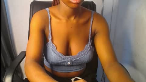 Arena online show from October 4, 2025, 7:50 am