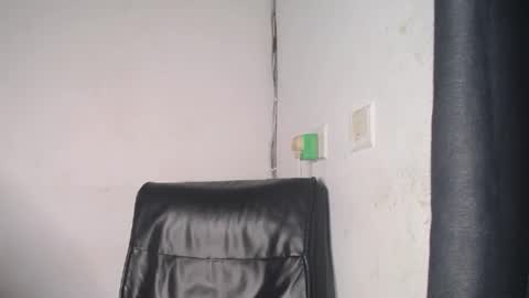 Arena online show from October 6, 2025, 4:43 am