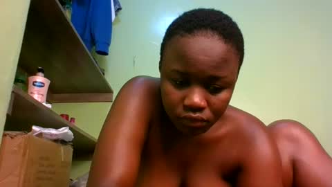Snapshot of pinkylips_ebony chatting on June 14, 2026, 5:26 pm pinky online show from June 14, 2026, 5:26 pm