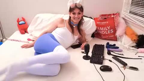 Snapshot of pinkylovefox chatting on July 16, 2026, 4:40 am pinkylovefox online show from July 16, 2026, 4:40 am