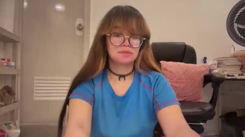 Rose online show from May 10, 2026, 12:27 am