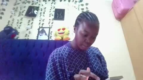 Snapshot of pinkysmiles chatting on November 1, 2025, 9:33 am Pinky online show from November 1, 2025, 9:33 am