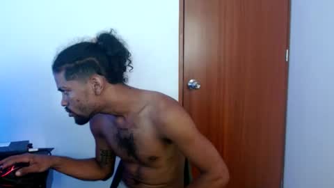 Snapshot of pinocho__ chatting on February 4, 2026, 10:04 pm pinocho__ online show from February 4, 2026, 10:04 pm