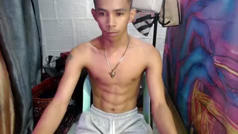 Snapshot of pinoy_oyd69 chatting on July 12, 2026, 1:24 pm pinoy_oyd69 online show from July 12, 2026, 1:24 pm