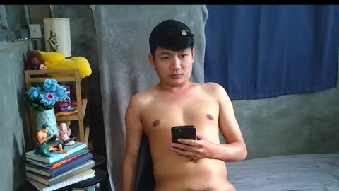 Snapshot of pinoy_petitehugecock chatting on February 5, 2026, 7:35 am alex online show from February 5, 2026, 7:35 am