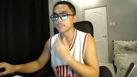 Snapshot of pinoyadriannexxx chatting on October 13, 2025, 2:11 am Adrianne online show from October 13, 2025, 2:11 am