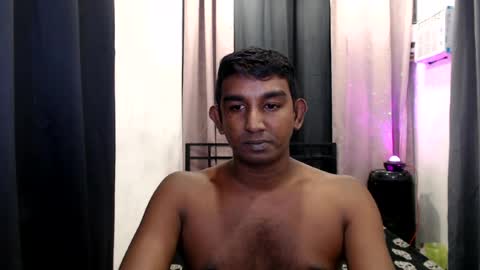 rayvienn online show from July 12, 2026, 1:24 pm