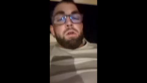 piotr89ooo online show from April 22, 2026, 11:17 pm