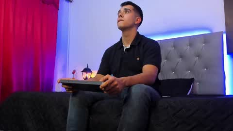 Snapshot of pipe_320 chatting on February 15, 2025, 2:47 am pipe_320 online show from February 15, 2025, 2:47 am