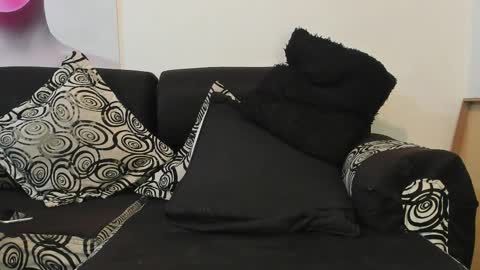 Snapshot of pipe_320 chatting on October 13, 2025, 8:42 pm pipe_320 online show from October 13, 2025, 8:42 pm