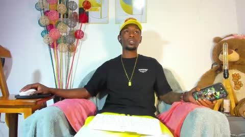P I P E - M O NS T E R C O C K online show from April 22, 2026, 7:37 pm