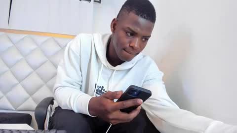 P I P E online show from February 16, 2026, 12:01 pm