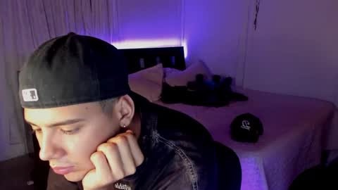 Snapshot of piperodriguez_ chatting on January 18, 2025, 4:04 am Pipe Rodriguez online show from January 18, 2025, 4:04 am