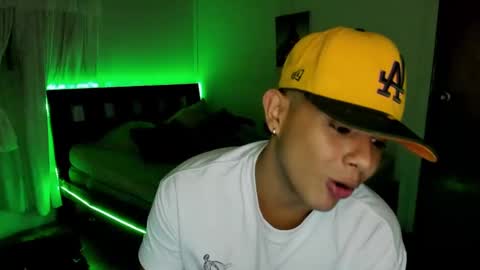 Snapshot of piperodriguez_ chatting on January 21, 2025, 5:05 am Pipe Rodriguez online show from January 21, 2025, 5:05 am