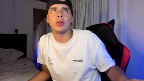 Snapshot of piperodriguez_ chatting on February 22, 2025, 7:56 am Pipe Rodriguez online show from February 22, 2025, 7:56 am