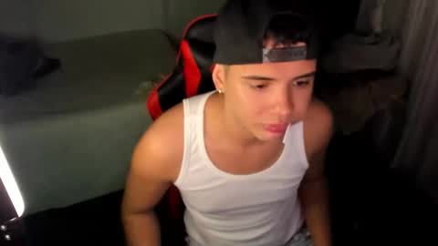 Snapshot of piperodriguez_ chatting on March 8, 2025, 6:21 am Pipe Rodriguez online show from March 8, 2025, 6:21 am