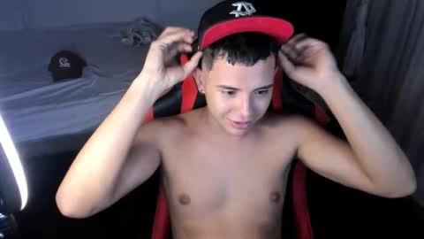 Snapshot of piperodriguez_ chatting on March 10, 2025, 11:06 pm Pipe Rodriguez online show from March 10, 2025, 11:06 pm