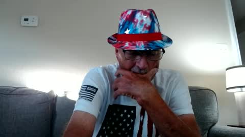 Snapshot of pipewizard chatting on July 4, 2026, 11:33 pm pipewizard online show from July 4, 2026, 11:33 pm