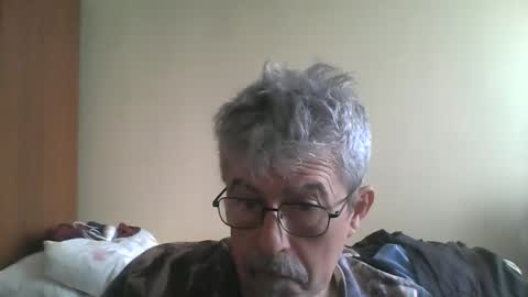 pipi2704 online show from May 23, 2026, 8:29 am