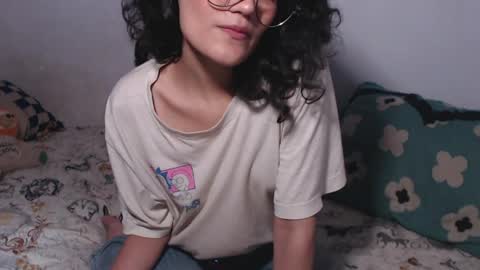 PiscisDreams online show from April 6, 2026, 9:27 pm