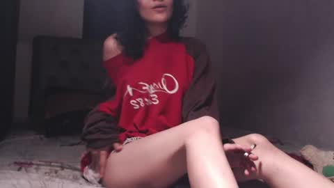 Snapshot of piscis_dreams chatting on June 19, 2026, 10:08 am PiscisDreams online show from June 19, 2026, 10:08 am