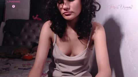 Snapshot of piscis_dreams chatting on July 28, 2026, 11:39 am PiscisDreams online show from July 28, 2026, 11:39 am