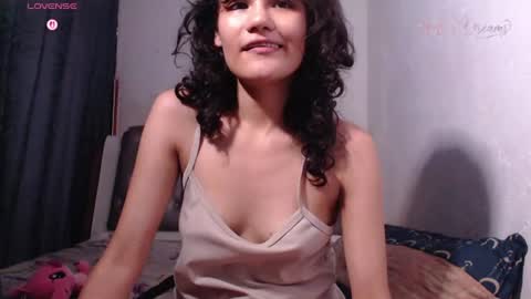 Snapshot of piscis_dreams chatting on July 28, 2026, 4:39 pm PiscisDreams online show from July 28, 2026, 4:39 pm