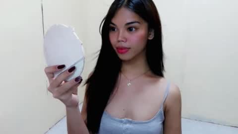 Snapshot of pitchy_pitch chatting on April 7, 2026, 7:31 am The Girl Named Eyve online show from April 7, 2026, 7:31 am