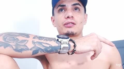 Snapshot of pitersonnt chatting on October 9, 2025, 2:20 am pitersonnt online show from October 9, 2025, 2:20 am