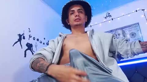 Snapshot of pitersonnt chatting on November 24, 2025, 2:00 am pitersonnt online show from November 24, 2025, 2:00 am