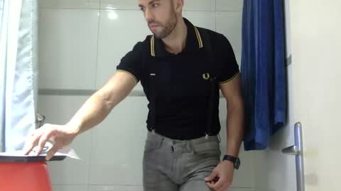 pitruki00 online show from March 6, 2026, 9:33 pm